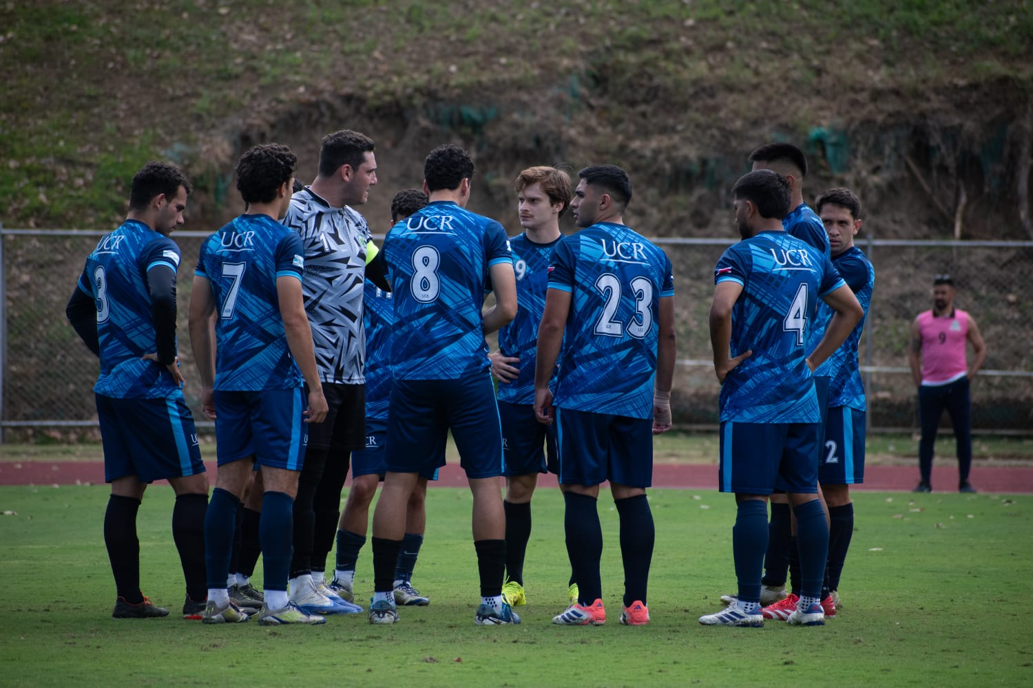 Con base 100% universitaria, la UCR busca el ascenso a segunda y retomar su rica historia.